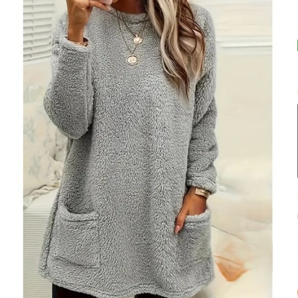 NEW Cozy Casual Long Sleeve Crew Neck Pullover w/ Front Pockets in Lt Gray. Med - Picture 1 of 2